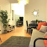 דירה Sj1de - Two Connected In The Heart Of Baixa-rossio With Ac - Sleeps Up To 12 Guests!