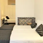 Sj1de - Two Connected In The Heart Of Baixa-rossio With Ac - Sleeps Up To 12 Guests! ליסבון