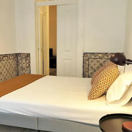 Sj1d+e Heart Of Baixa New A/c Spacious 2 Apts 5br2ba Лісабон