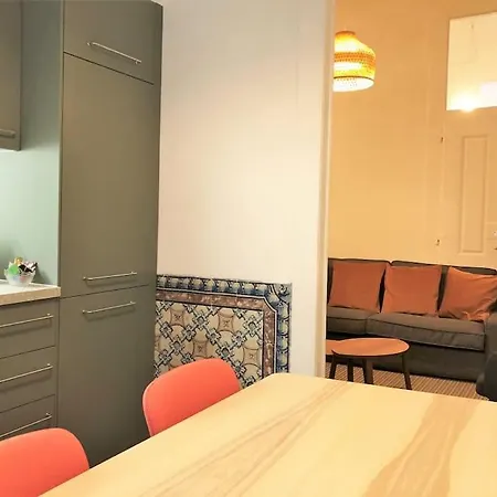 Sj1d+e Heart Of Baixa New A/c Spacious 2 Apts 5br2ba * Лісабон