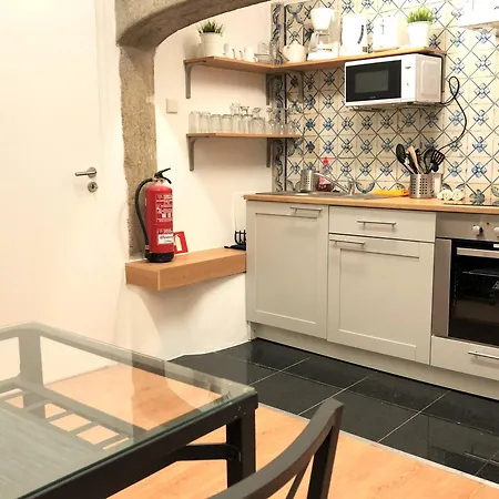 Sj1de - Two Connected In The Heart Of Baixa-rossio With Ac - Sleeps Up To 12 Guests! Apartment Lissabon