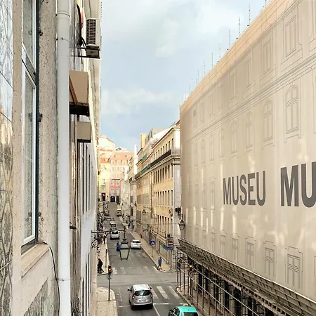 Sj1d+e Heart Of Baixa New A/c Spacious 2 Apts 5br2ba Lisboa