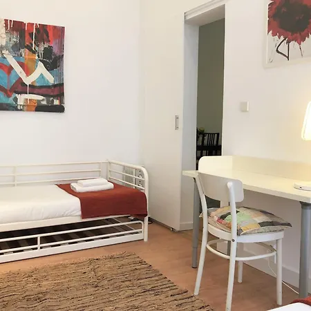 Sj1d+e Heart Of Baixa New A/c Spacious 2 Apts 5br2ba