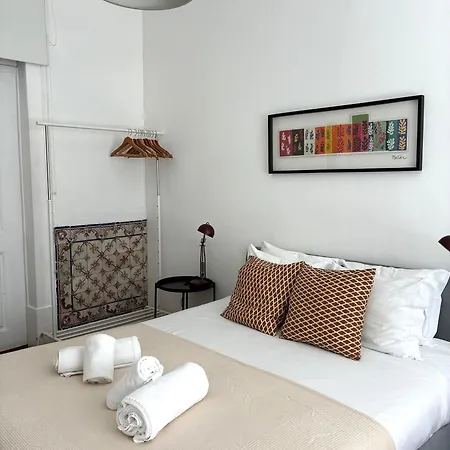 Appartamento Sj1de - Two Connected In The Heart Of Baixa-rossio With Ac - Sleeps Up To 12 Guests!