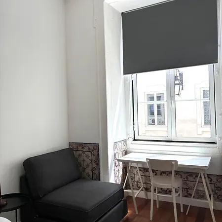 Sj1de - Two Connected In The Heart Of Baixa-rossio With Ac - Sleeps Up To 12 Guests! Appartamento *