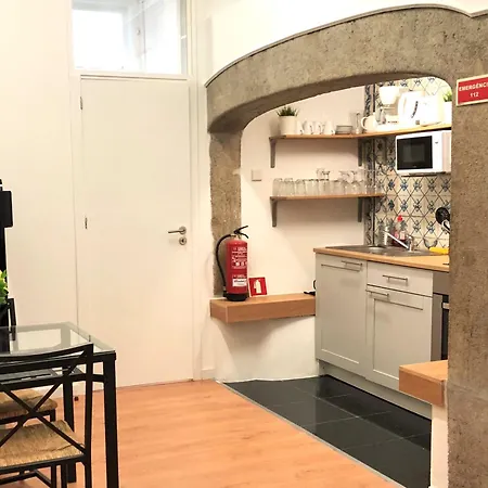 Apartamento Sj1d+e Heart Of Baixa New A/c Spacious 2 Apts 5br2ba *